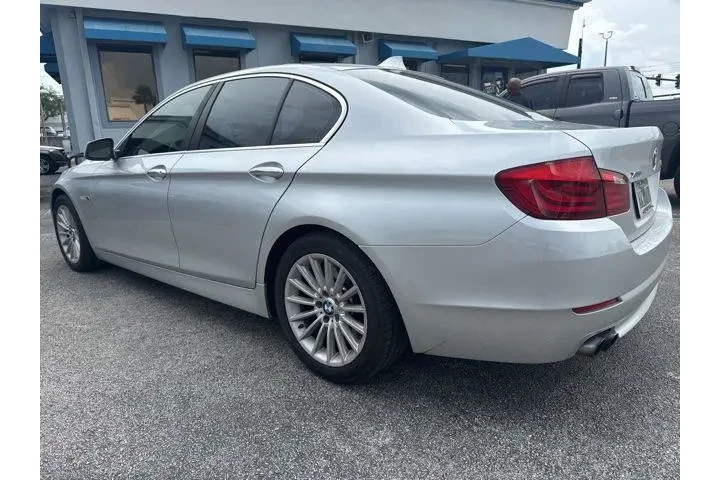 $9999 : BMW 5 Series 2013 AWD 528i x image 7
