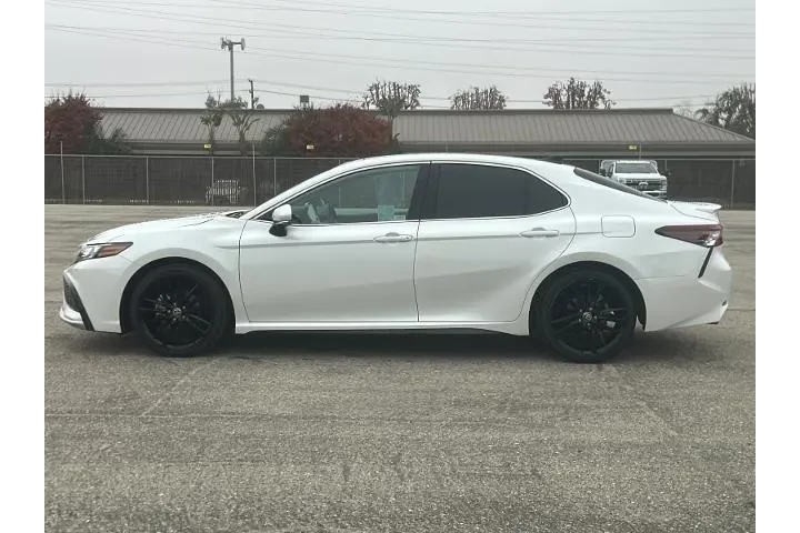 $30945 : Toyota Camry 2024 XSE 4dr Se image 6