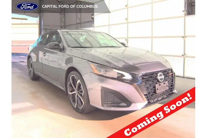 $19949 : Nissan Altima 2023 2.5 SR 4d image 1