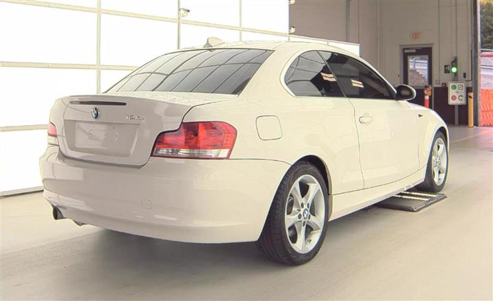 $10000 : 2011 BMW 1 SERIES image 4