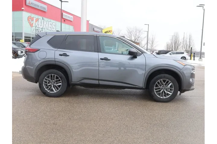 $17877 : Nissan Rogue 2023 S 4dr Cros image 10