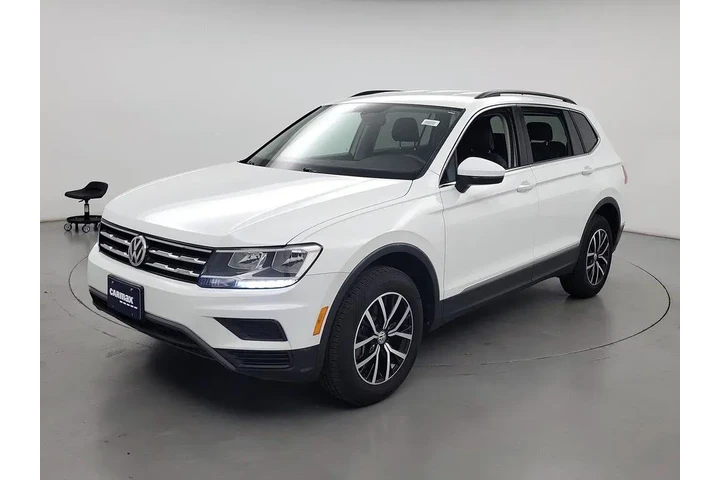 $22998 : Volkswagen Tiguan 2021 SE 4d image 3