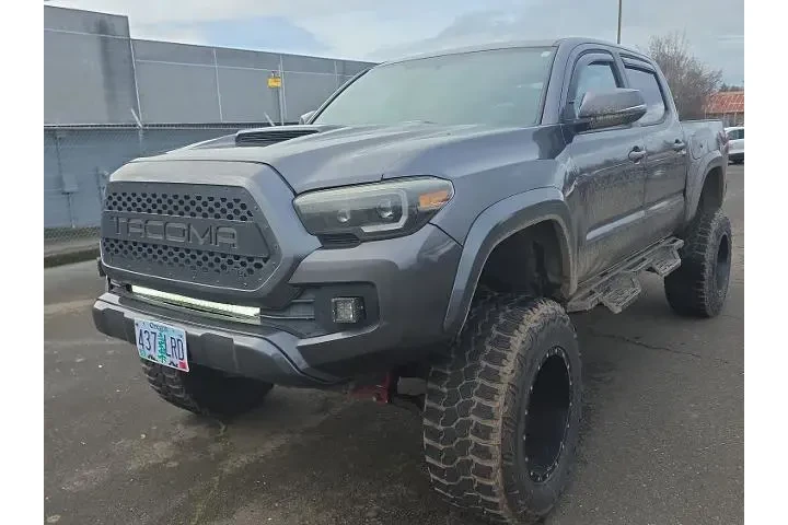 $31000 : Toyota Tacoma 2017 4x4 TRD S image 1