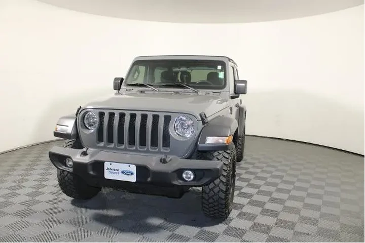 $21500 : Jeep Wrangler 2019 4x4 Sport image 4