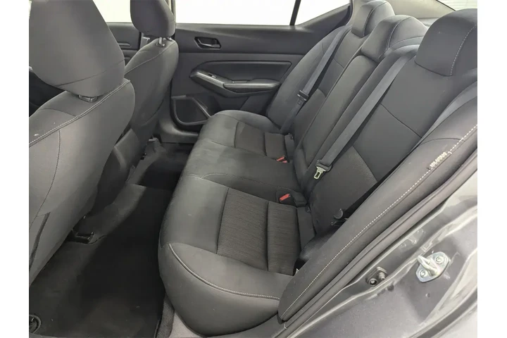 $21997 : Nissan Altima 2024 2.5 SV 4d image 9