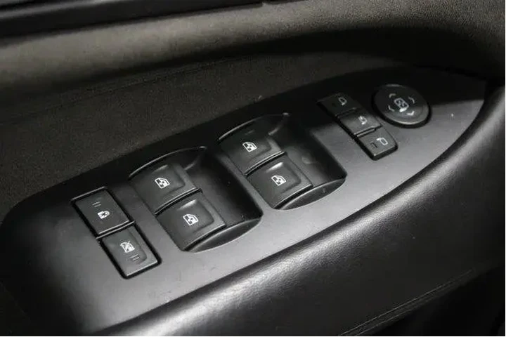 $32988 : Cadillac Escalade ESV 2018 4 image 4