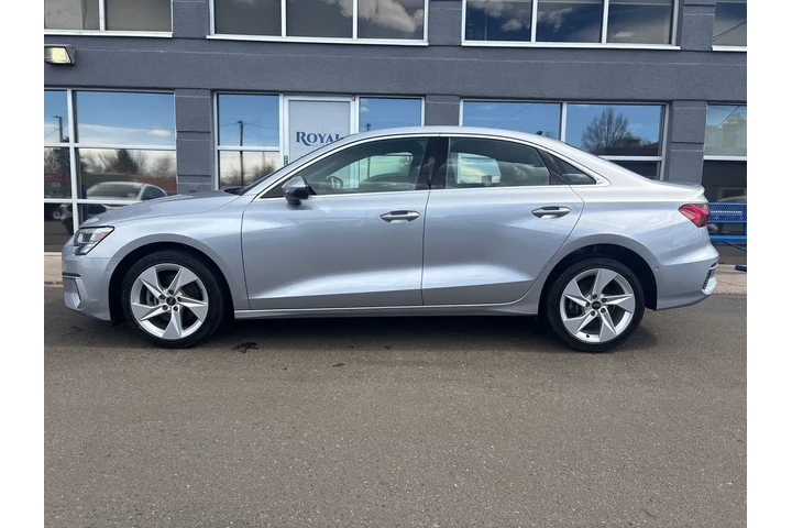 $15995 : 2024 A3 Premium 40 TFSI Front image 5