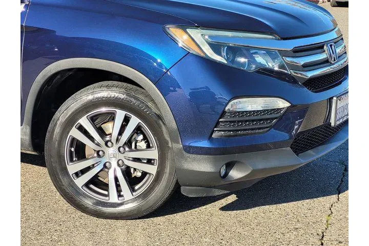 $21154 : Honda Pilot 2017 AWD EX-L 4d image 6