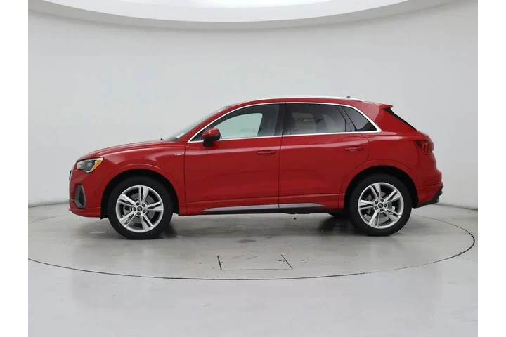 $21998 : Audi Q3 2022 AWD quattro S l image 3