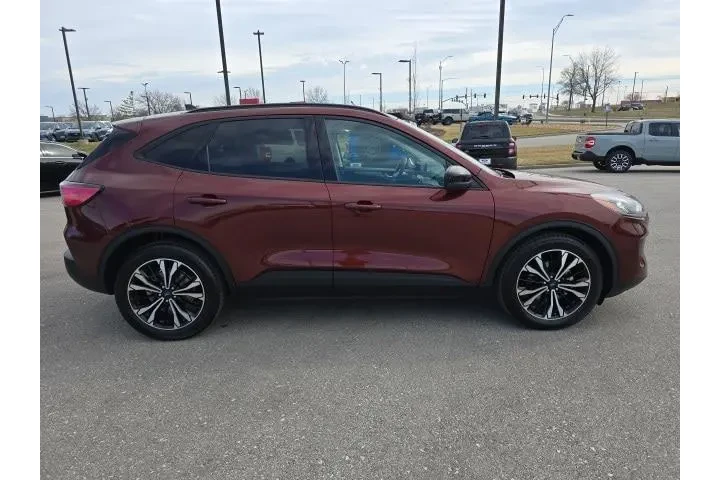 $18000 : Ford Escape Hybrid 2021 SE 4 image 6