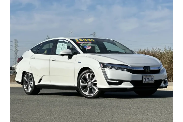 $21767 : Honda Clarity Plug-In Hybrid image 2