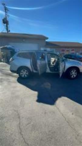 $7999 : 2015 Chevrolet Traverse image 2