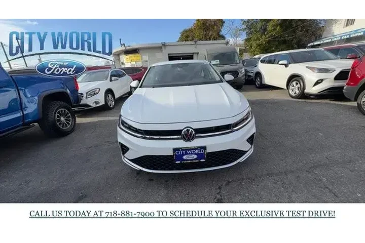 $19488 : Volkswagen Jetta 2025 S 4dr image 8