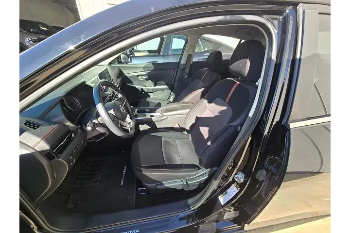 $18000 : Nissan Sentra 2021 SR 4dr Se image 9