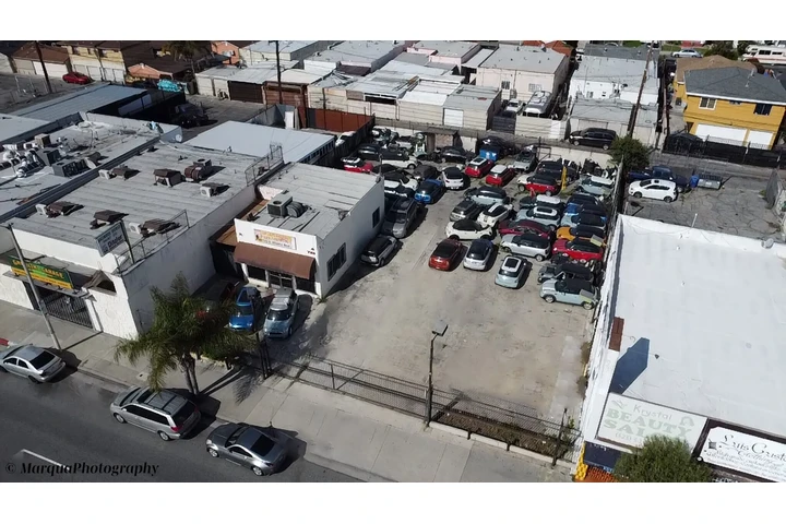 $7000 : Lote De Venta De Carros image 9