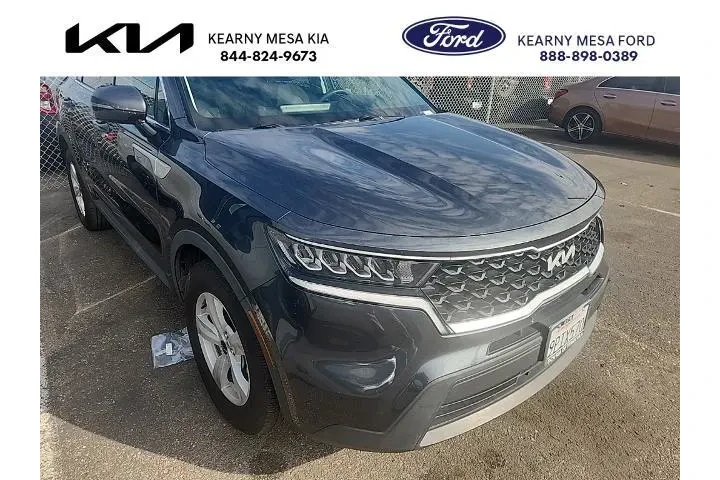 $20991 : Kia Sorento 2023 LX 4dr SUV image 1