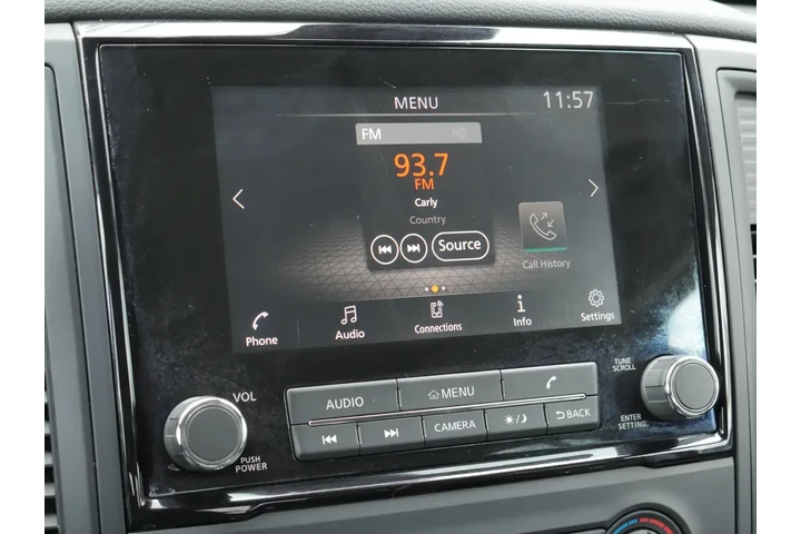 $28986 : Nissan Titan 2021 4x4 S 4dr image 10