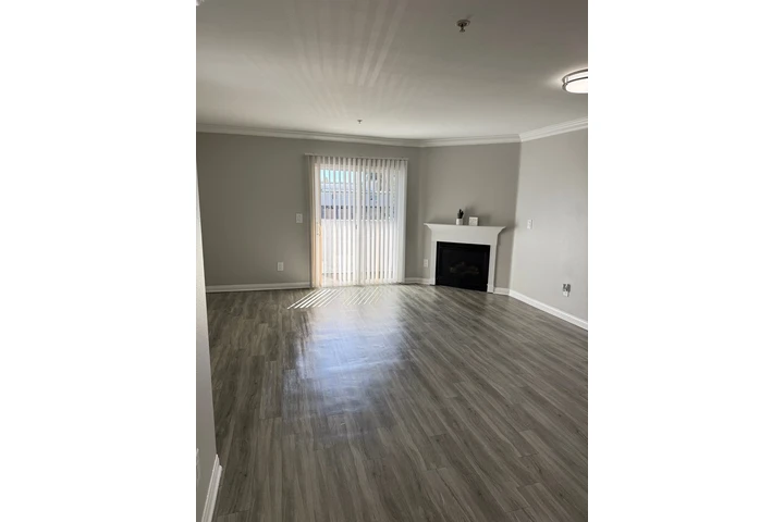 $3495 : 1 Mes Gratis - Llama Ya! image 4