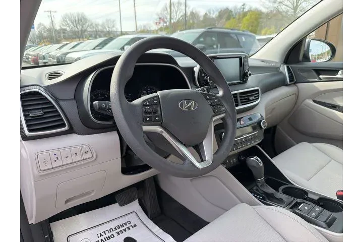 $17908 : Hyundai TUCSON 2019 Sport 4d image 10