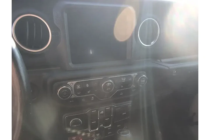 $33147 : Jeep Wrangler Unlimited 2022 image 9