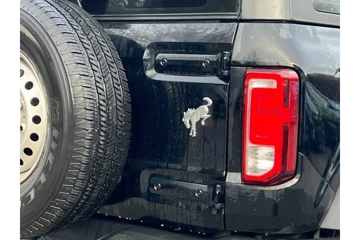 $32991 : Ford Bronco 2022 4x4 Base 2d image 6