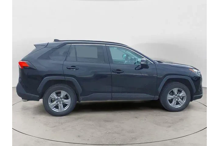 $34888 : Toyota RAV4 2024 AWD XLE 4dr image 6
