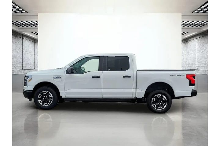 $39999 : Ford F-150 Lightning 2024 AW image 10