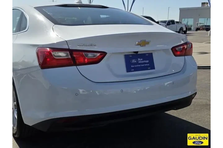 $21777 : Chevrolet Malibu 2025 LT 4dr image 6