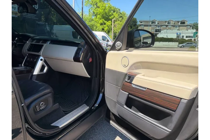 $13499 : 2016 Land Rover Range Rover S image 8