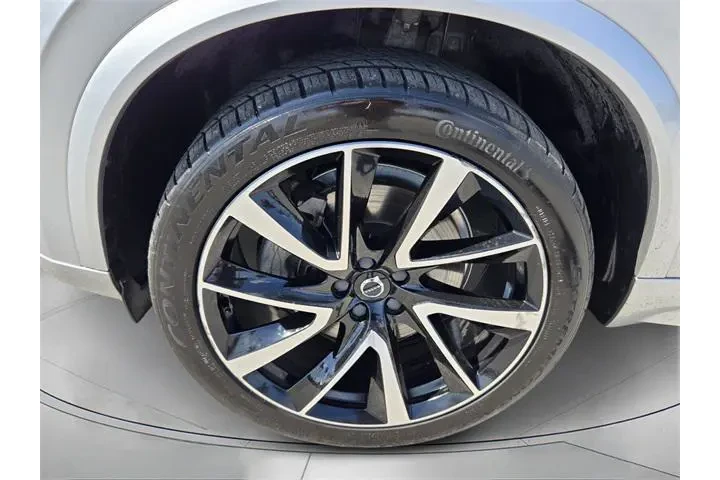$23759 : Volvo XC90 2020 AWD T6 Momen image 9
