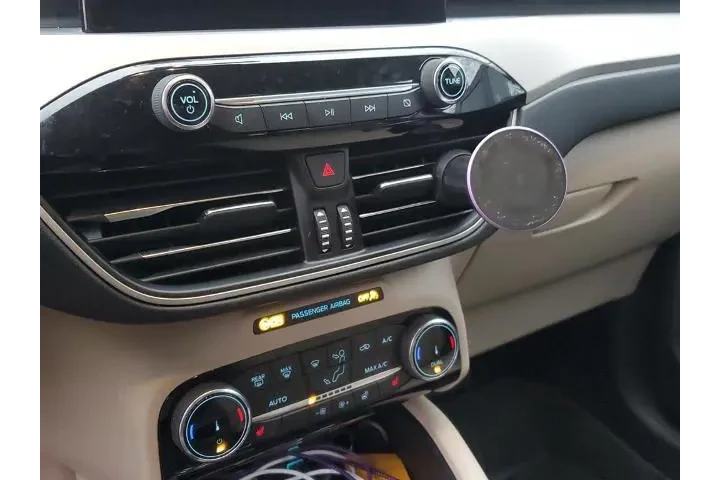 $23950 : Ford Escape 2022 AWD SE 4dr image 7