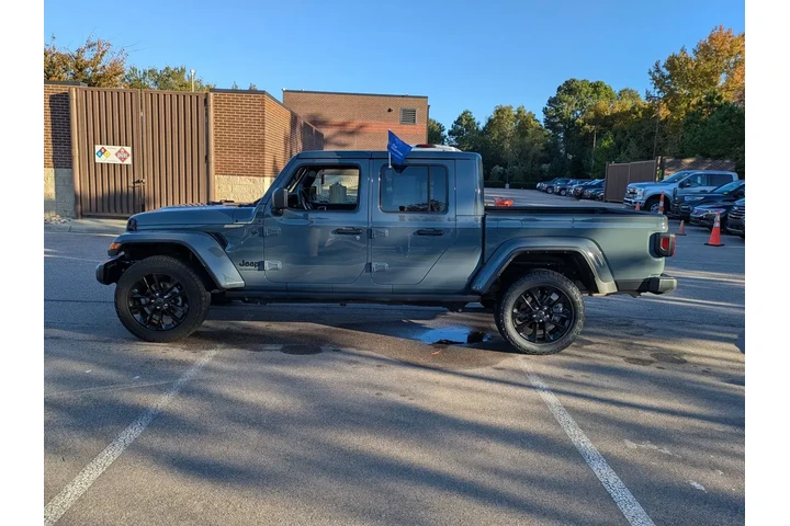 $34729 : Jeep Gladiator 2024 4x4 Spor image 7