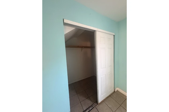 $775 : Recámara image 1