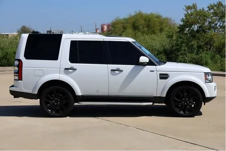 $13724 : Land Rover LR4 2016 AWD HSE image 4