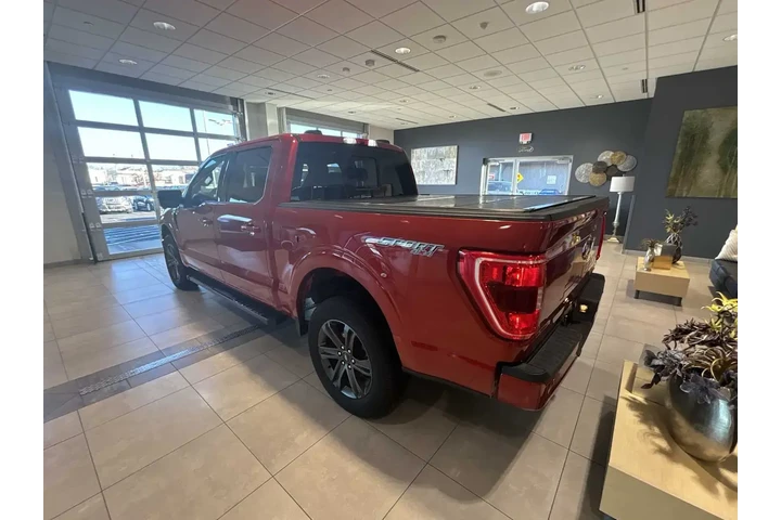 $38472 : Ford F-150 2023 4x4 XLT 4dr image 5