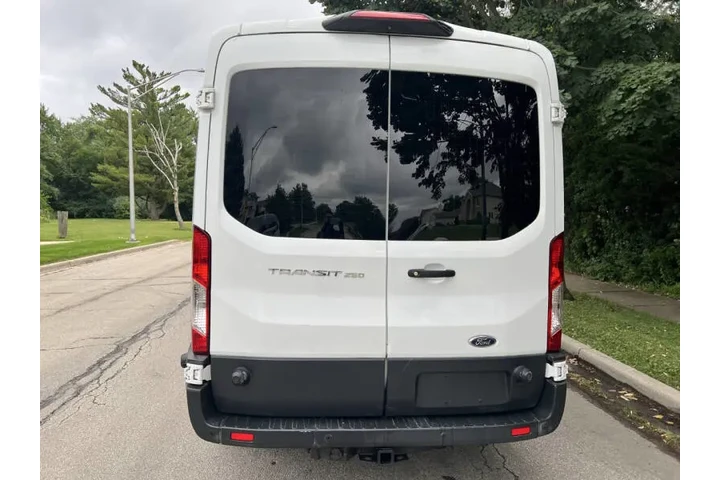 $19997 : 2018 Transit 250 image 6