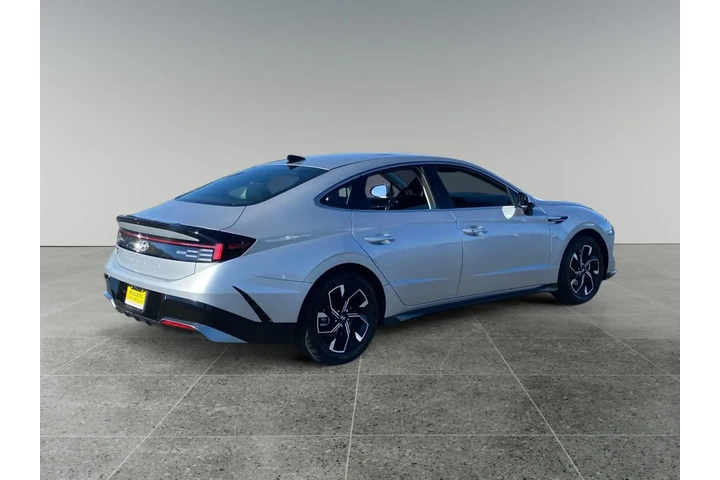 $26441 : Hyundai SONATA 2024 image 5