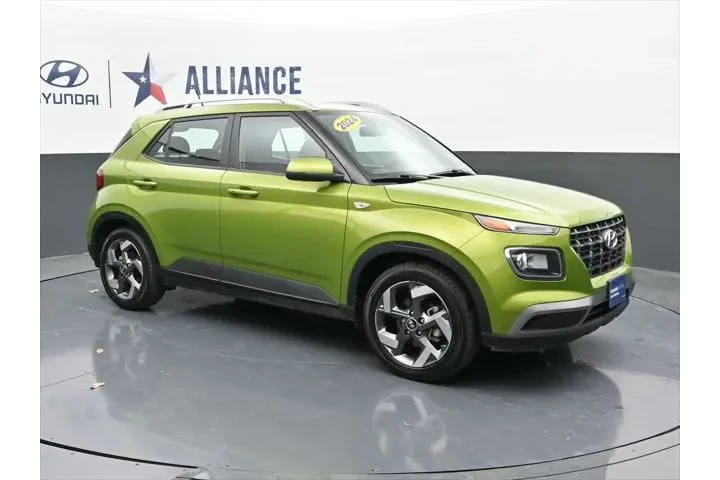 $19998 : Hyundai VENUE 2024 SEL 4dr C image 10