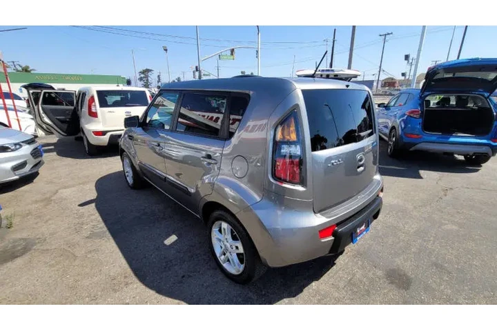 $7995 : 2011 Soul ! image 5
