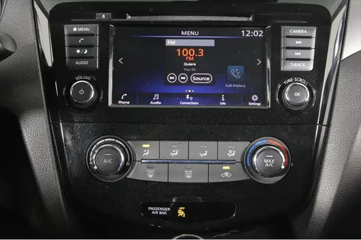 $16675 : Nissan Rogue Sport 2020 S 4d image 8