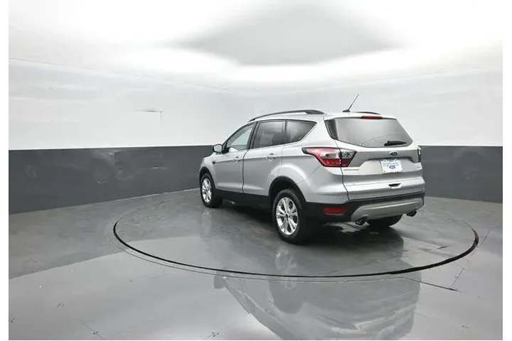 $14677 : Ford Escape 2017 SE 4dr SUV image 5