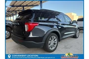$30688 : Ford Explorer 2024 XLT 4dr S thumbnail