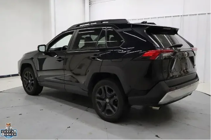$28495 : Toyota RAV4 2023 AWD Adventu image 6
