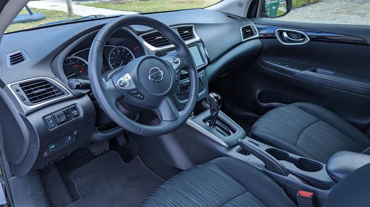 $8000 : 2019 Nissan Sentra SV image 6