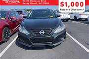 $11990 : PRE-OWNED 2018 NISSAN ALTIMA thumbnail