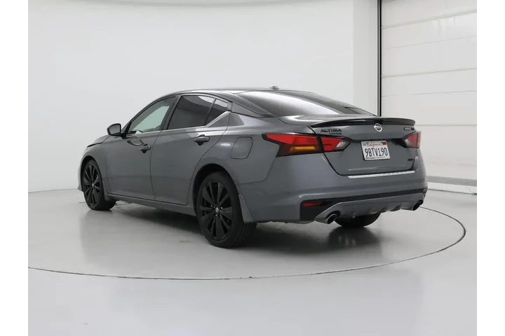$20998 : Nissan Altima 2022 AWD 2.5 S image 2
