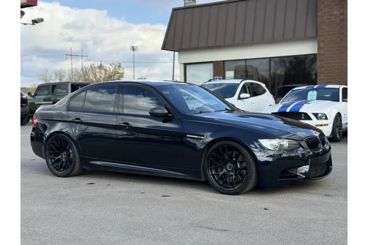$25974 : 2008 BMW M3 image 3
