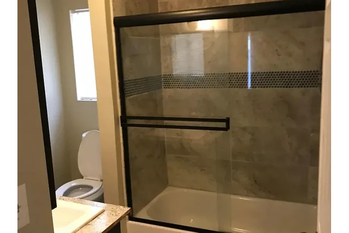 $1880 : 🍄Home Freshly Updated🍄 image 1