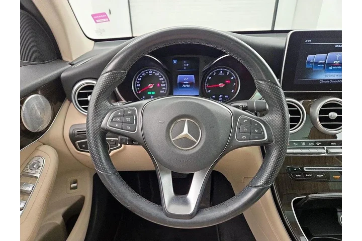 $18998 : Mercedes-Benz GLC 2016 AWD G image 10