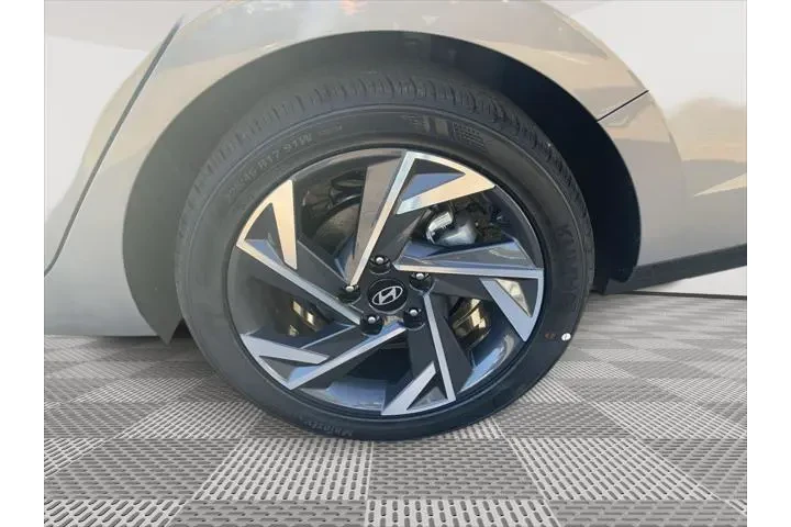 $24488 : Hyundai ELANTRA 2025 SEL Spo image 9